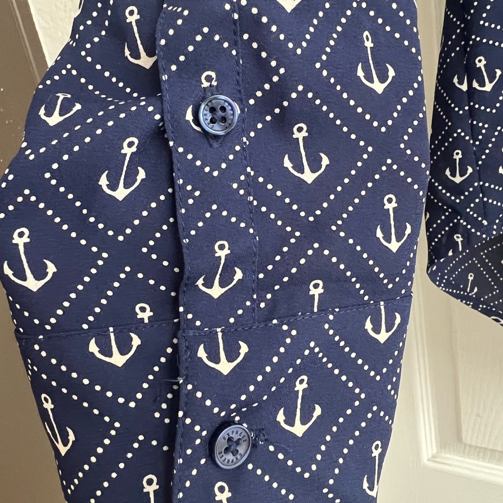 Express Blouse - Picture 3 of 4